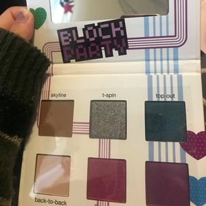 TETRIS eyeshadow palette